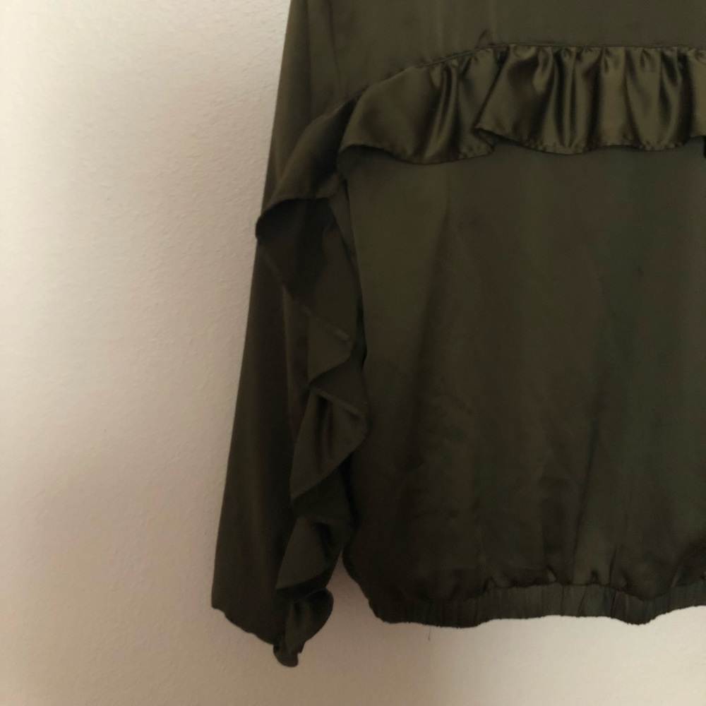 Zara Ruffled Bomber - Picture 3 of 3